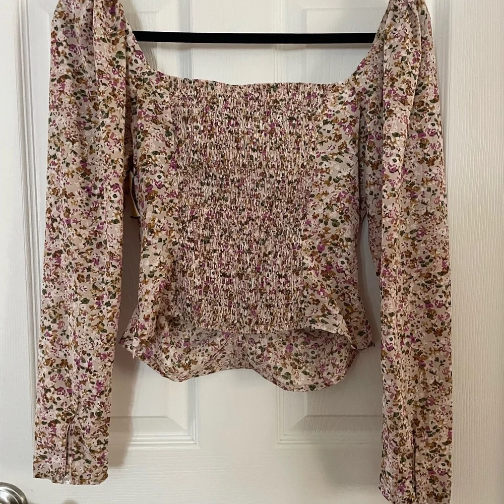 Astr Floral Ruched Long-Sleeve Square-Neck Top